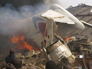 Nigeria crash d’avion avec 153 personnes à bord